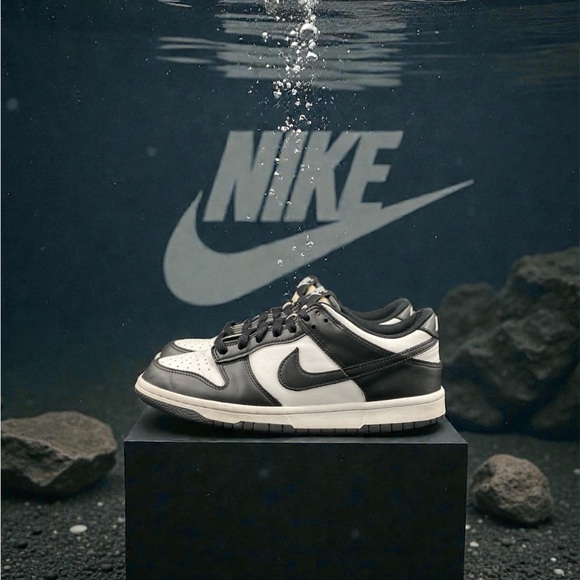 Nike Dunk Low Panda Black White Women’s Size 8 CW1590-100 Sneakers - Picture 7 of 10